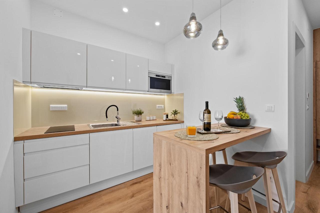 Giardini M Studio Apartments Пула Екстер'єр фото