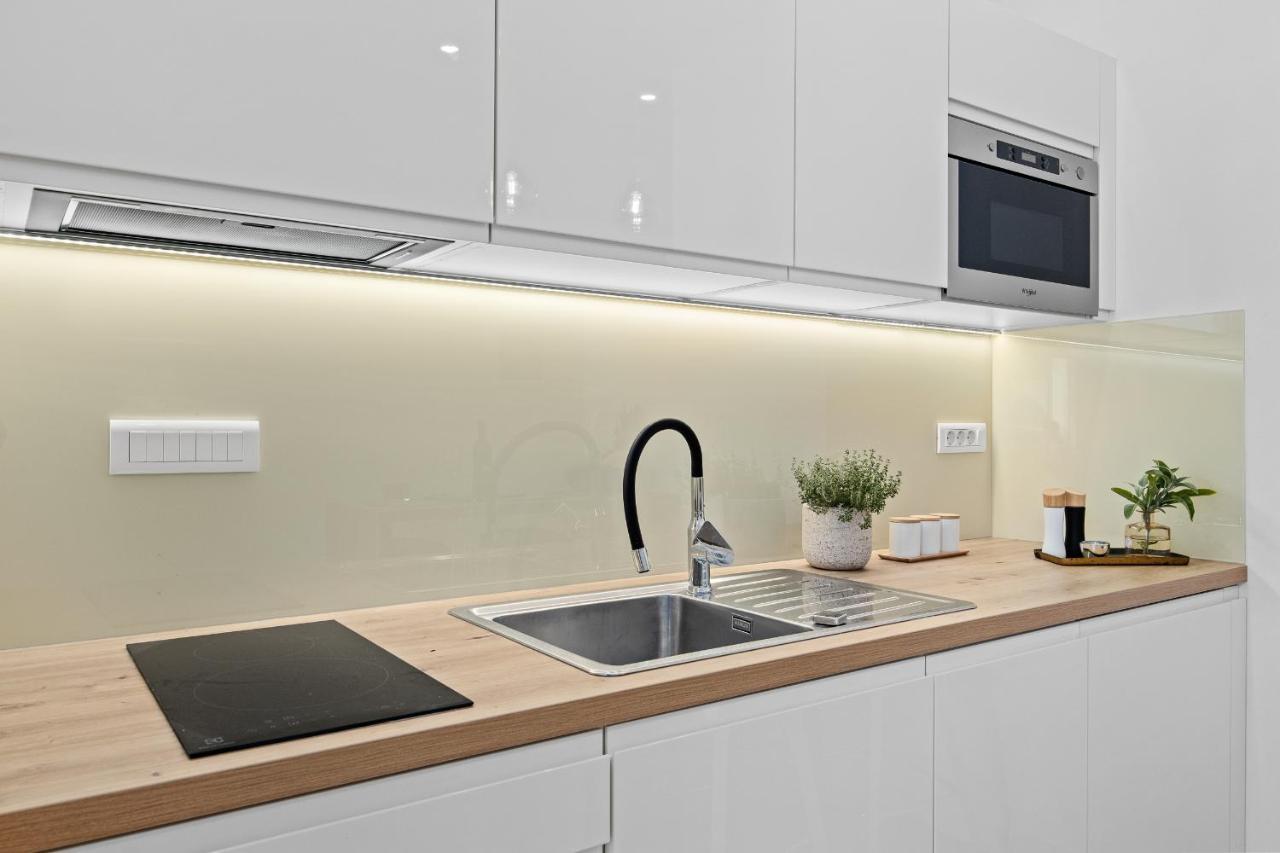 Giardini M Studio Apartments Пула Екстер'єр фото
